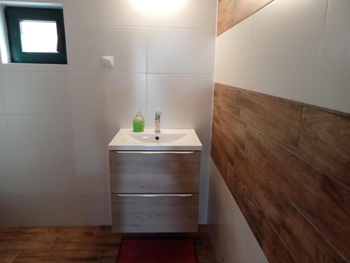 Elza Guesthouse Rimetea Bagian luar foto