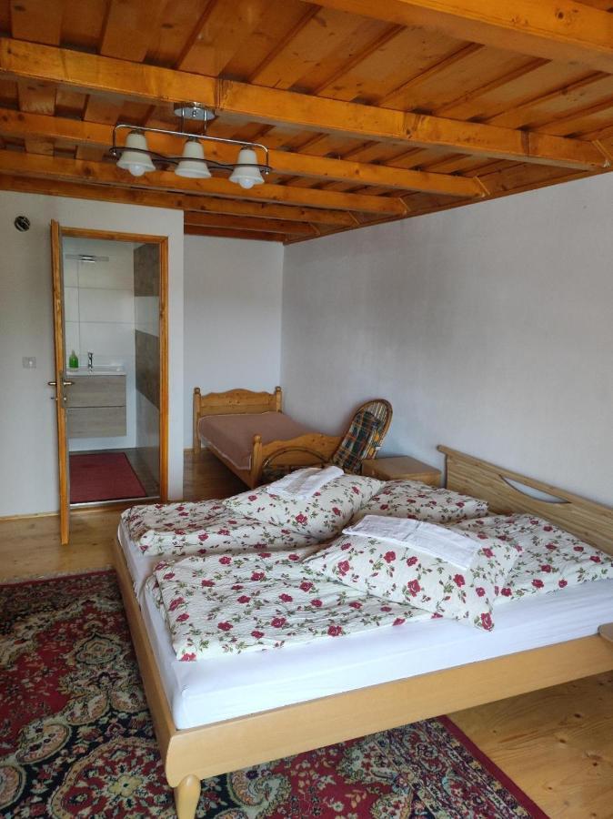 Elza Guesthouse Rimetea Bagian luar foto